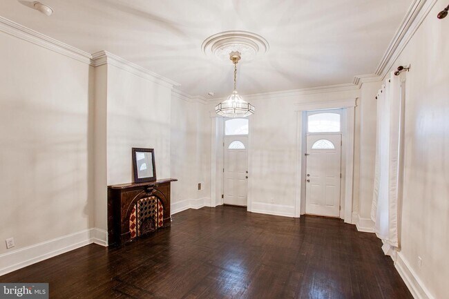 Foto del edificio - 1422 Castle Ave