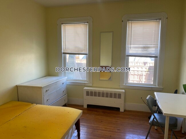 Foto del edificio - 52 Crescent Ave