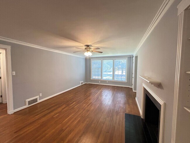 Building Photo - 2515 Shafor Blvd