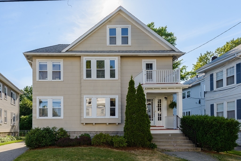 Primary Photo - 12 Pondview Rd