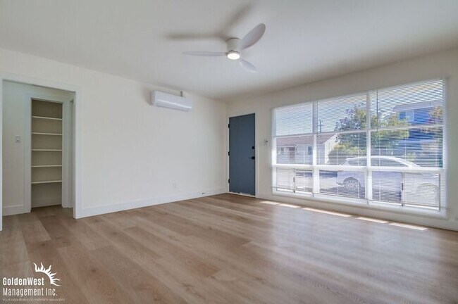 Building Photo - Fully Remodeled 3Bdm 2Ba Home in the Heart...