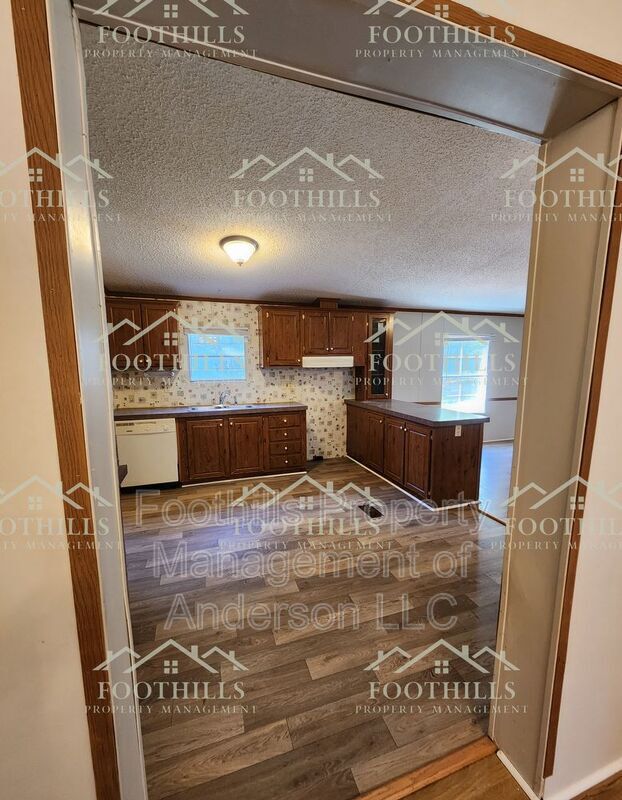 Building Photo - 108 Hickory Forest Dr