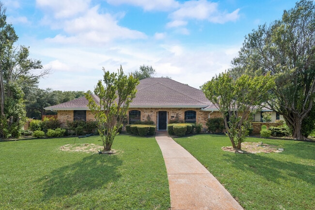 Building Photo - 923 S Greenstone Ln