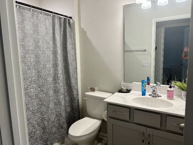 Foto del edificio - 16114 Red Buckeye Ln