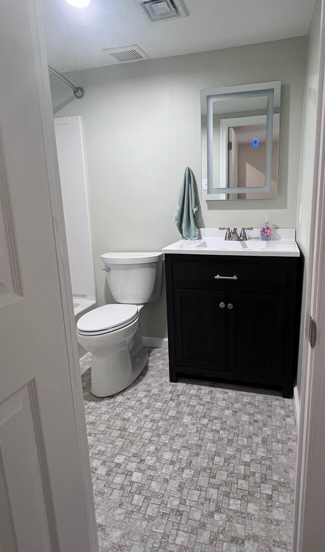 Bathroom - 3 Aspen Way