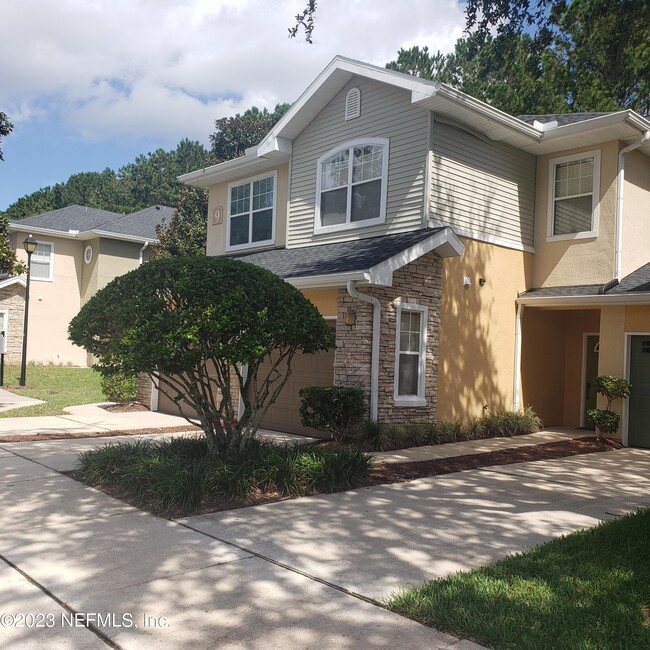 Foto del edificio - 3750 Silver Bluff Blvd