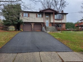 Building Photo - 8 O Sullivan Ln