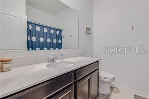 Foto del edificio - 824 Ofanto Wy