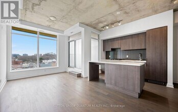 Building Photo - 109 Ossington Ave