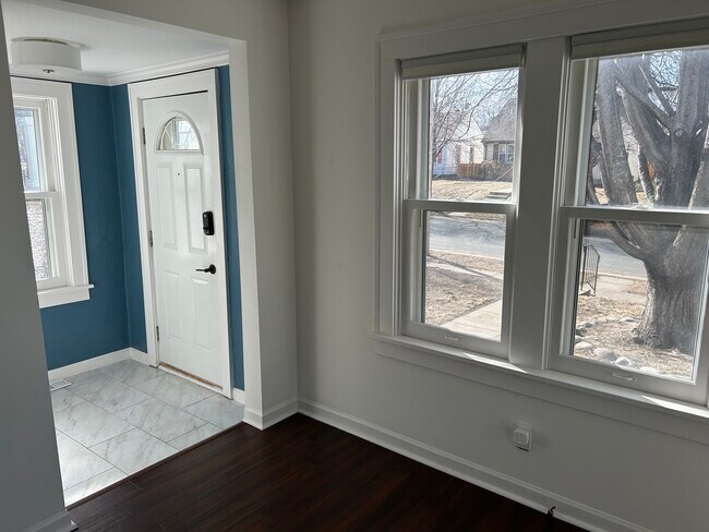 Foto del edificio - 5617 37th Ave S