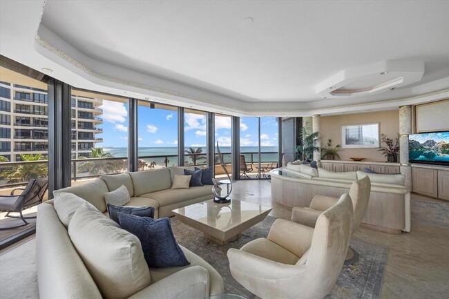 Building Photo - 435 L Ambiance Dr