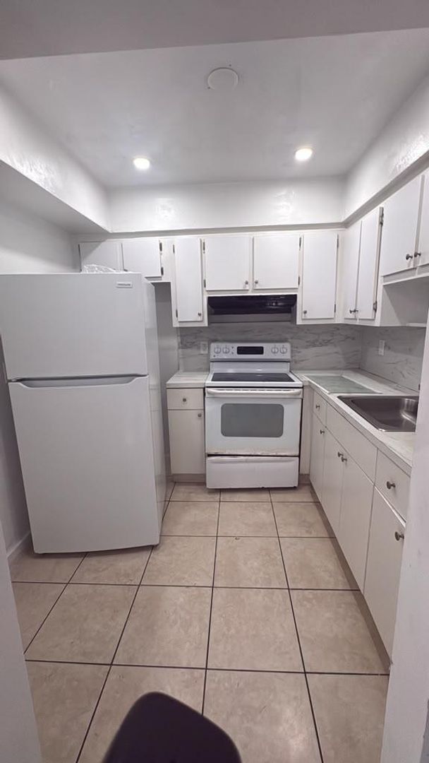 Foto del edificio - 14002 NE 2nd Ct
