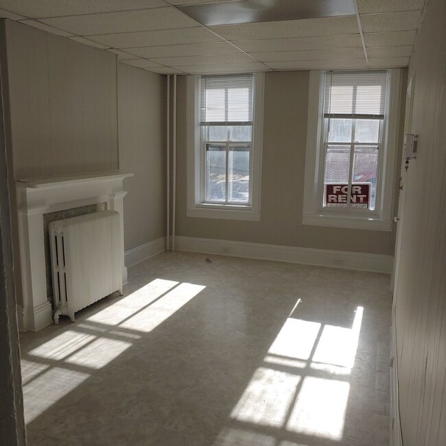 Foto del edificio - 211 N Bedford St