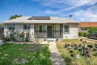 Building Photo - 10430 Langdon Ave