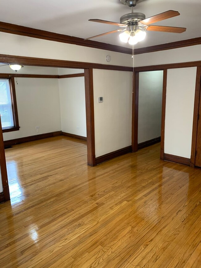 Foto del edificio - 4024 W Cortland St