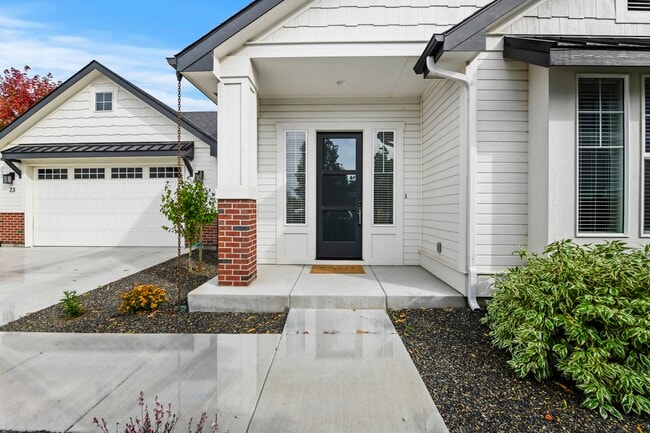 Foto del edificio - 23 W Arnaz St