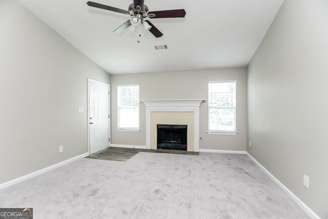 Building Photo - 370 Flint Ridge Ct