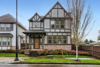 Building Photo - 7584 NE Shorter St