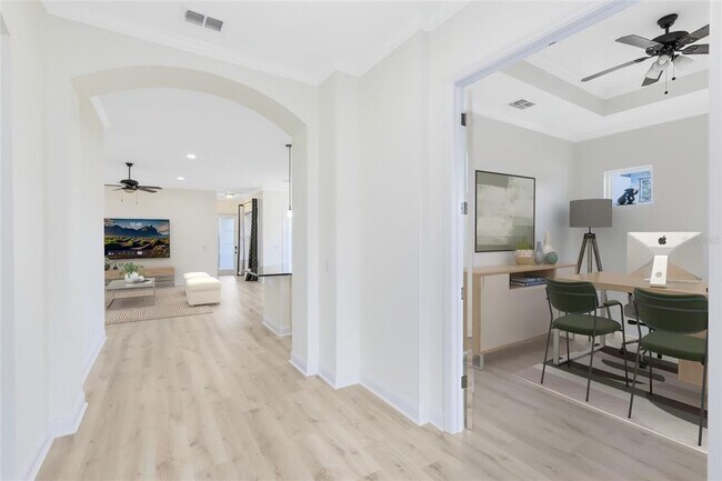 Foto del edificio - 8408 Laureate Blvd