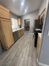 Building Photo - 745 Gullwing Ln Building Photo - 745 Gullwing Ln