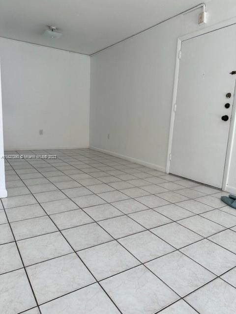 Building Photo - 7231 Miami Lakes Dr