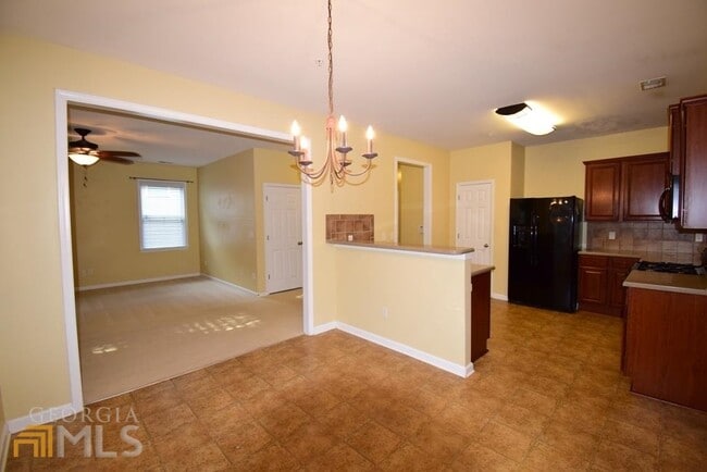 Building Photo - 59 Tahoe Dr