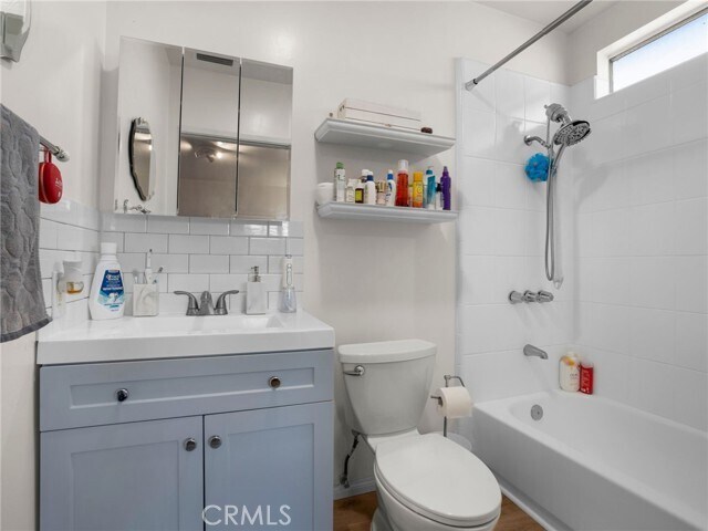 Foto del edificio - 331 E 65th St