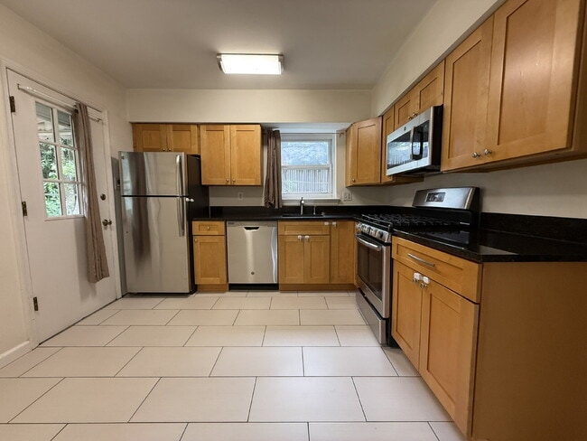 Photo - Updated Duplex in Prime Location with Ample Outdoor Space Apartment
