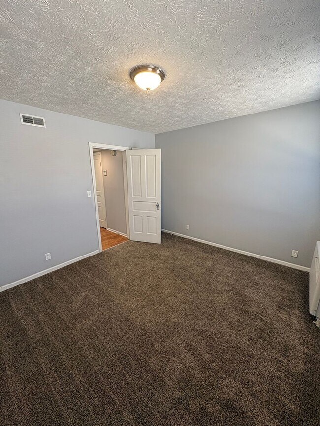 Foto del edificio - 3166 Davenport St