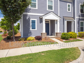 Building Photo - 1034 Lyndon Station Dr