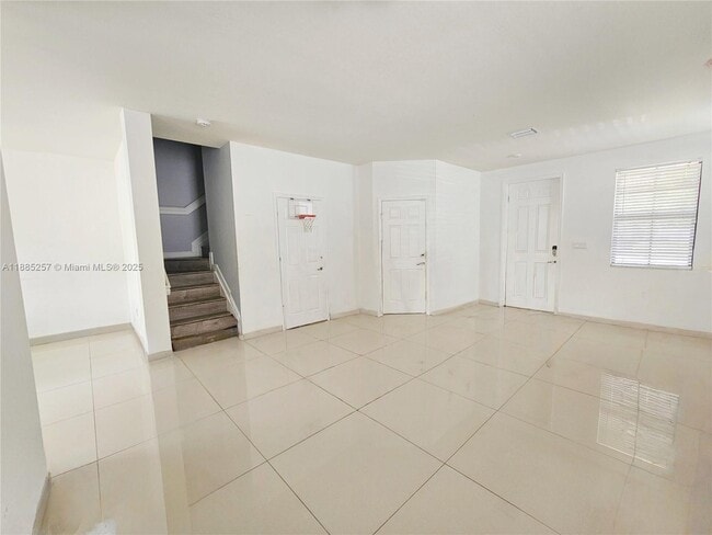 Foto del edificio - 3497 W 92nd Pl