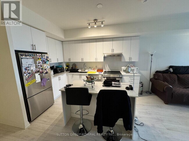 Photo du bâtiment - 8960 Jane St