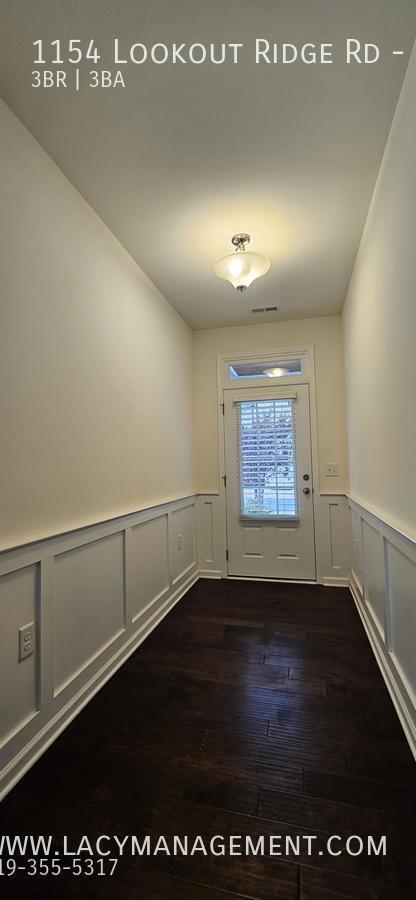 Foto del edificio - 1154 Lookout Ridge Rd