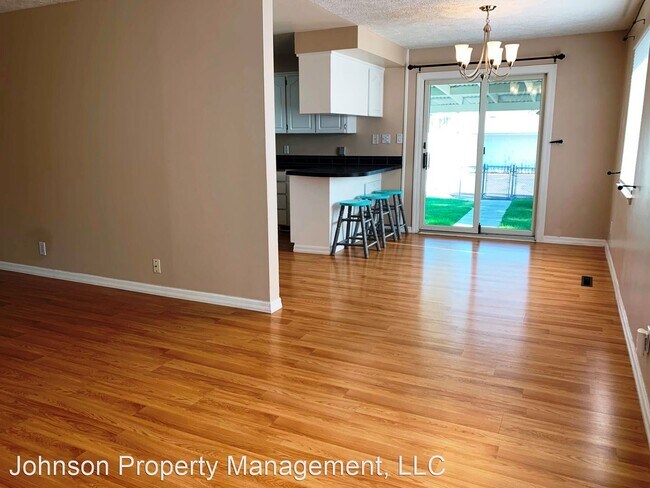 Foto del edificio - 3 br, 1 bath House - 1334 W. Columbia Ave.