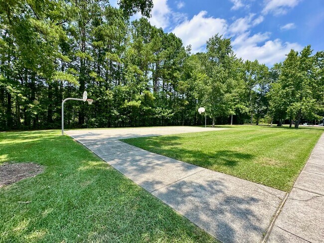 Building Photo - Ready August 1st! A First-Time Rental on a...