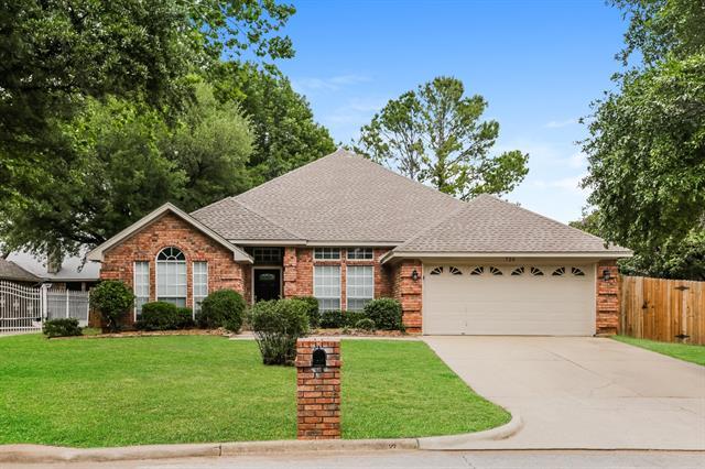 Primary Photo - 720 Tradonna Ln