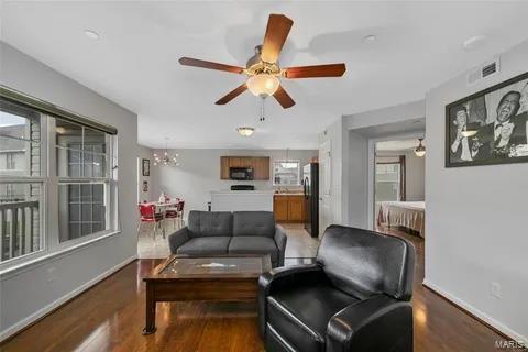 Building Photo - 323 Bramblett Hills