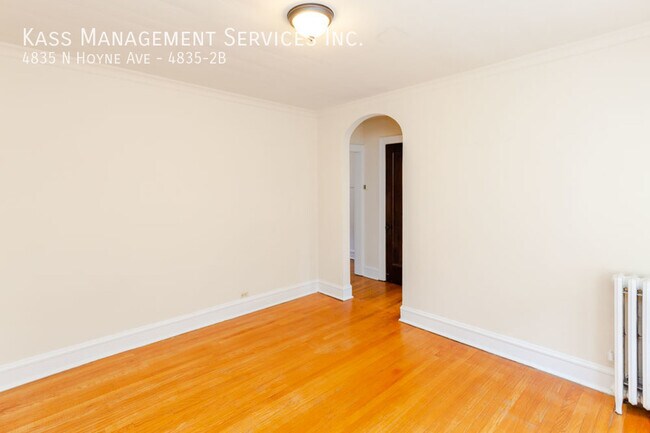 Foto del edificio - 4835 N Hoyne Ave