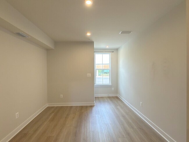Foto del edificio - 14441 Albemarle Point Pl