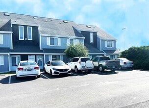 Building Photo - 3700 Golf Colony Ln
