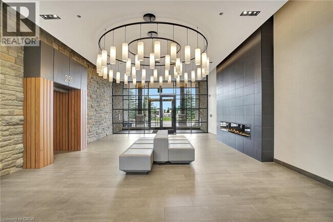 Building Photo - 255 Northfield Dr E