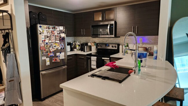 Foto del edificio - 48 SW 10th St
