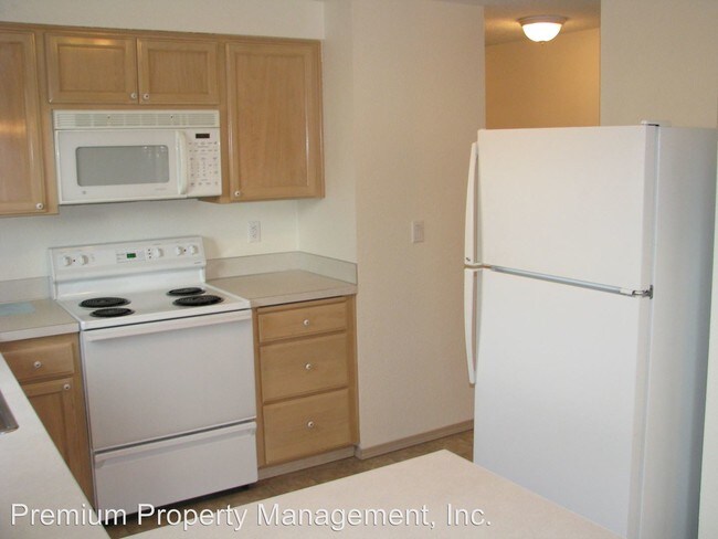 Building Photo - 1607-1617 Neota St NE