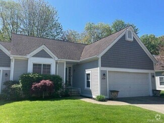 Building Photo - 6871 Tanglewood