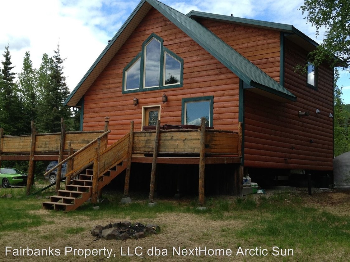 3 br, 2 bath House 1020 Water Thrush Drive House Rental in