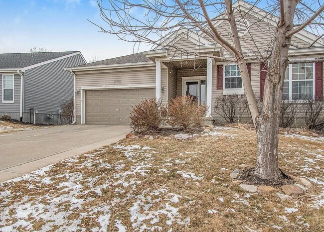 Building Photo - Spacious 4 Bedroom With Modern Comforts & Ideal Location!!
