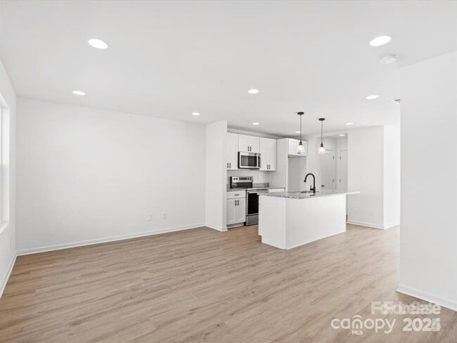 Building Photo - 3799 Herman Sipe Rd