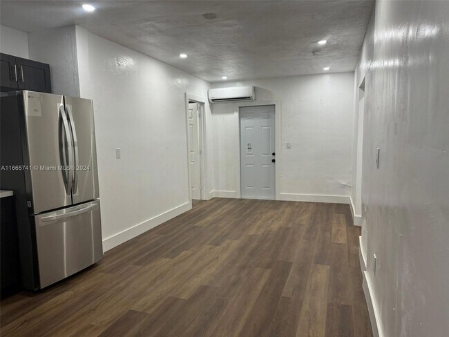 Building Photo - 11505 Pinkston Dr