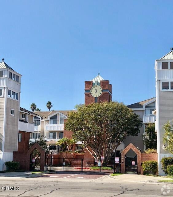 Five Points Northeast District Apartments for Rent with Parking