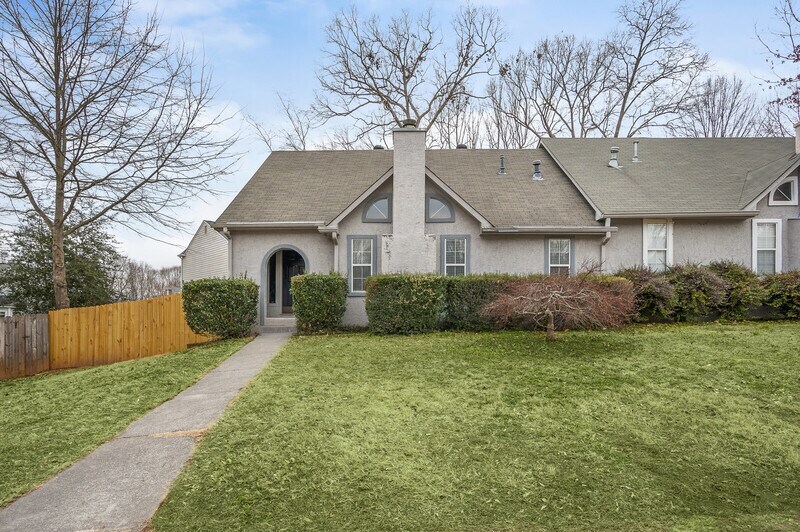 4221 Lakes End Dr NW, Kennesaw, GA 30144 Condo for Rent in Kennesaw